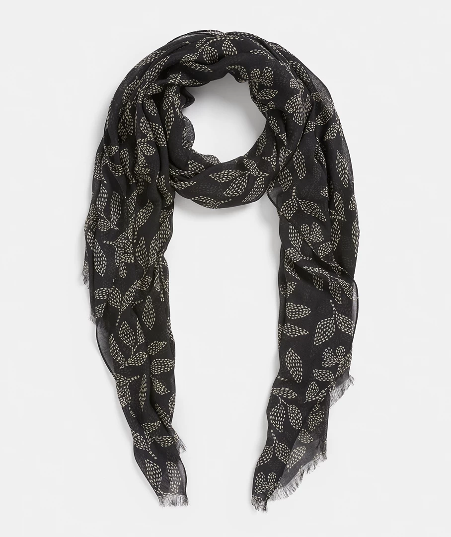 Spotted Leaf Scarf 1 Spotted Leaf Scarf