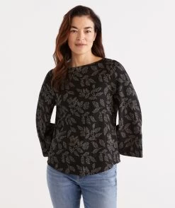 Spotted Leaf Plisse Top
