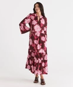 ORNAMENTAL FLORAL DRESS